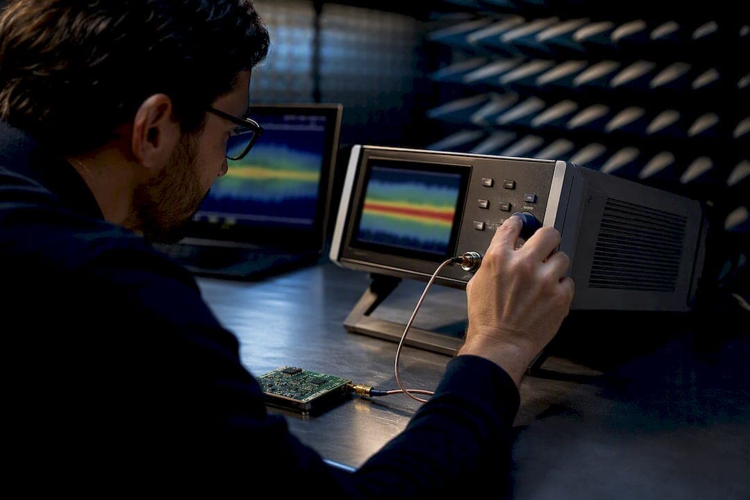 Detect GPS Spoofing Without Hardware: Six Layer Stack for Fraud Teams